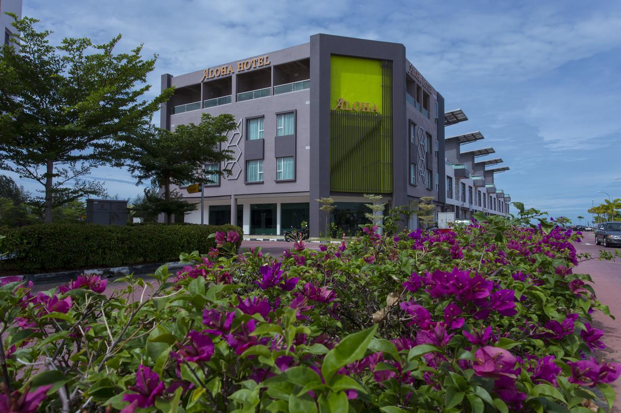 Aloha Hotel Sdn Bhd Pontian Kecil Eksteriør billede