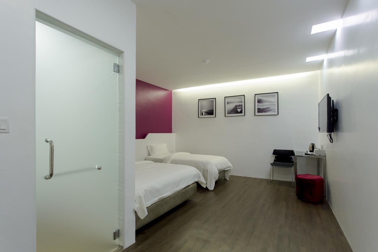 Aloha Hotel Sdn Bhd Pontian Kecil Eksteriør billede
